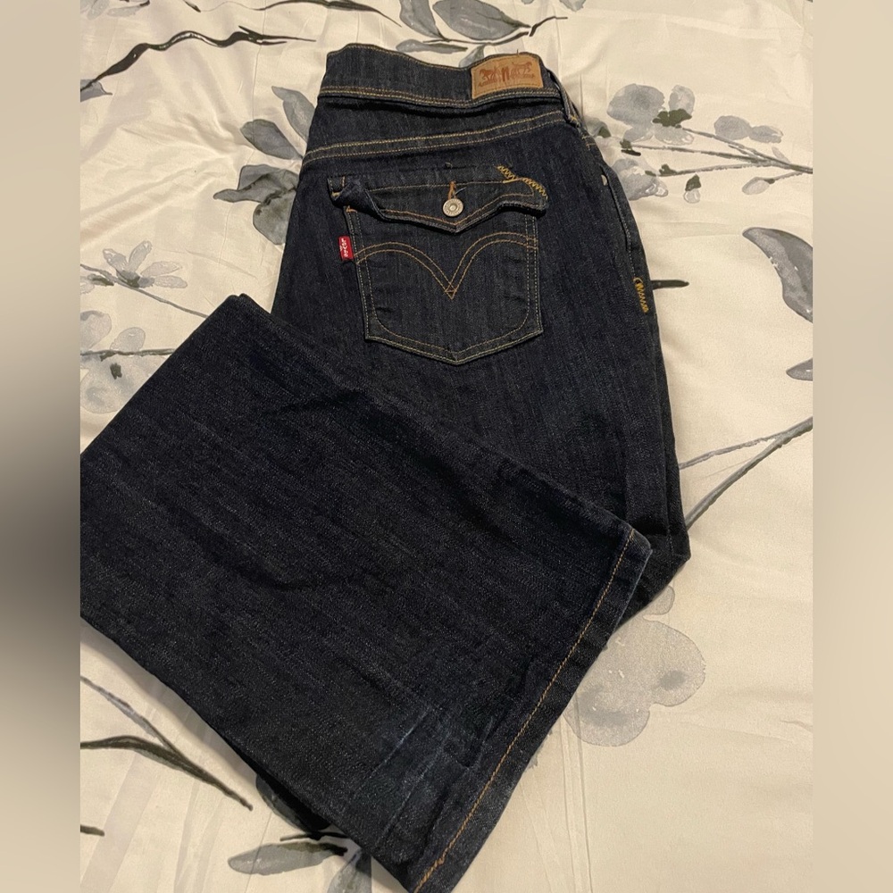 Like new worn once Levi's 515 Boot Cut blue Jeans size 14 L/C